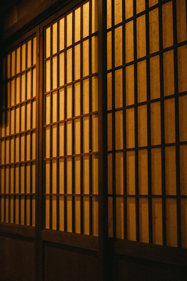 Transformez vos espaces de travail : solutions de cloison modulaires élégantes