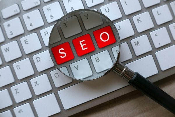 Boostez votre visibilité en ligne avec une agence de référencement seo
